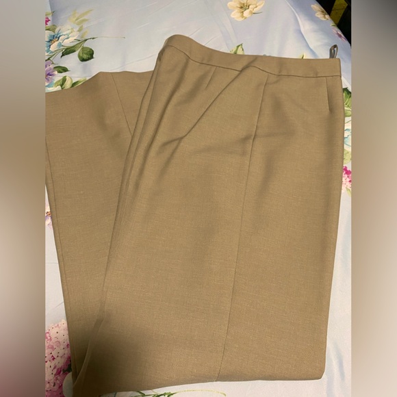 Kasper, Jacket with Pants, Size 6 - Picture 6 of 10